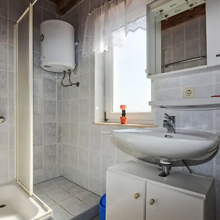 Appartamento Jako-3 By Interhome Slatine